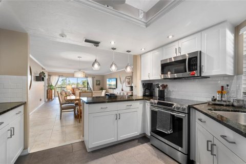 Condominio en venta en Punta Gorda, Florida, 2 dormitorios, 130.53 m2 № 2155993 - foto 10