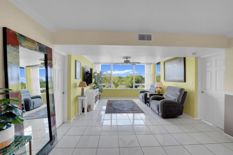 Condo in Pompano Beach, Florida, 2 bedrooms  № 2189652 - photo 8