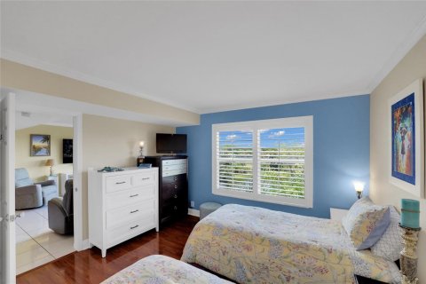 Condo in Pompano Beach, Florida, 2 bedrooms  № 2189652 - photo 30