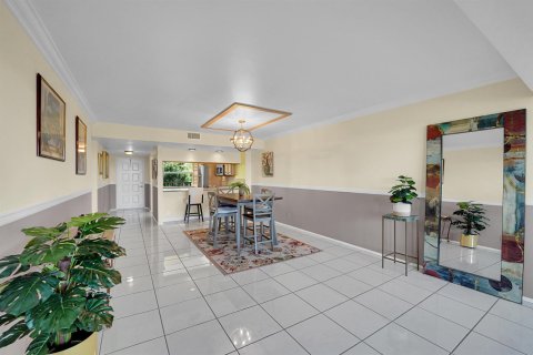 Condo in Pompano Beach, Florida, 2 bedrooms  № 2189652 - photo 19
