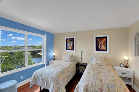 Condo in Pompano Beach, Florida, 2 bedrooms  № 2189652 - photo 28