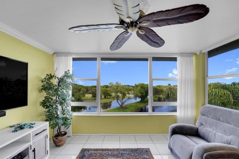 Condo in Pompano Beach, Florida, 2 bedrooms  № 2189652