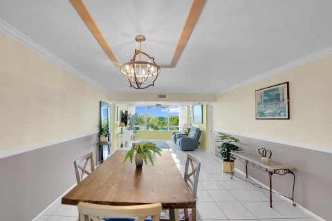 Condo in Pompano Beach, Florida, 2 bedrooms  № 2189652 - photo 27