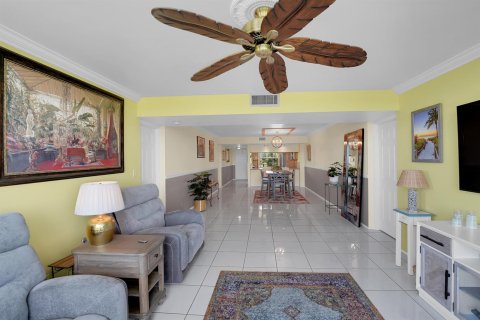 Condo in Pompano Beach, Florida, 2 bedrooms  № 2189652 - photo 25