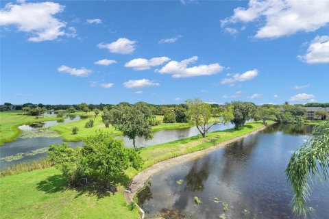 Condo in Pompano Beach, Florida, 2 bedrooms  № 2189652 - photo 4