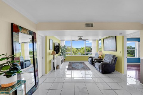 Condo in Pompano Beach, Florida, 2 bedrooms  № 2189652 - photo 10