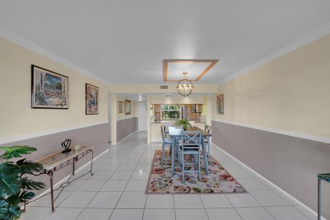 Condo in Pompano Beach, Florida, 2 bedrooms  № 2189652 - photo 18