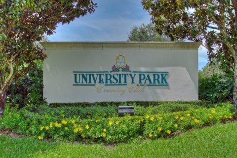 Villa ou maison à louer à University Park, Floride: 3 chambres, 209.4 m2 № 1840127 - photo 4
