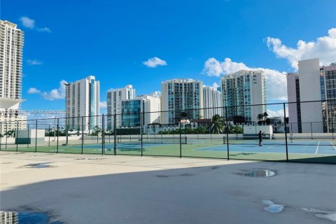 Снять в аренду кондоминиум в Санни-Айлс-Бич, Флорида 1 спальня, 71.26м2, № 2065103 - фото 25
