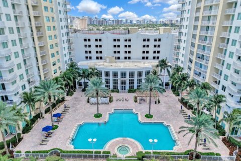 Copropriété à vendre à Hallandale Beach, Floride: 3 chambres, 148.36 m2 № 1961236 - photo 22