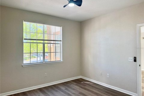 Condo in Tampa, Florida, 2 bedrooms  № 1724233 - photo 9