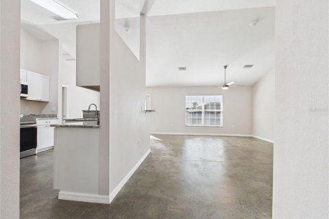 Casa en venta en Ocala, Florida, 3 dormitorios, 136.29 m2 № 2224657 - foto 5