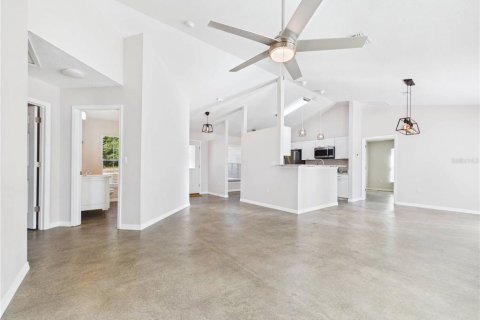 Casa en venta en Ocala, Florida, 3 dormitorios, 136.29 m2 № 2224657 - foto 10