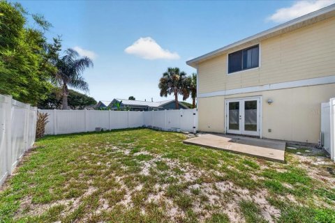 Immobilier commercial à vendre à New Smyrna Beach, Floride: 8 chambres, 451.88 m2 № 2389272 - photo 27