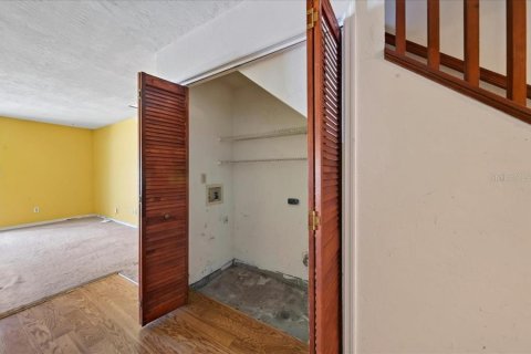 Immobilier commercial à vendre à New Smyrna Beach, Floride: 8 chambres, 451.88 m2 № 2389272 - photo 13