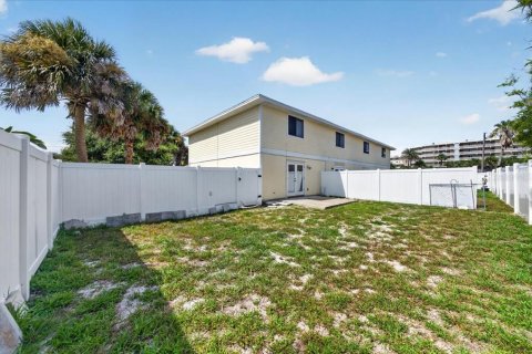 Immobilier commercial à vendre à New Smyrna Beach, Floride: 8 chambres, 451.88 m2 № 2389272 - photo 26