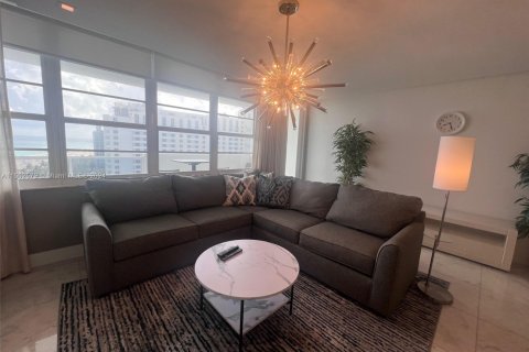 Copropriété à louer à Miami Beach, Floride: 49.7 m2 № 1860139 - photo 2