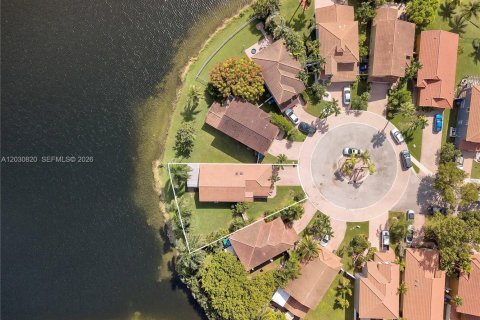 Villa ou maison à vendre à Pembroke Pines, Floride: 3 chambres, 141.21 m2 № 2145658 - photo 12