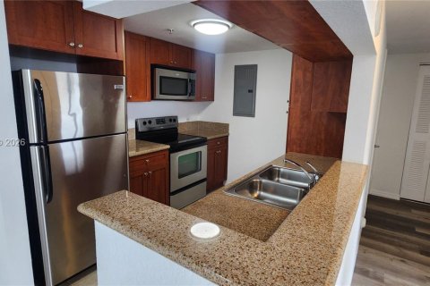 Apartment in Miami, Florida 1 bedroom, 57.6 sq.m. № 2042636