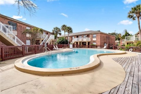 Copropriété à vendre à Maitland, Floride: 3 chambres, 132.66 m2 № 1901433 - photo 1