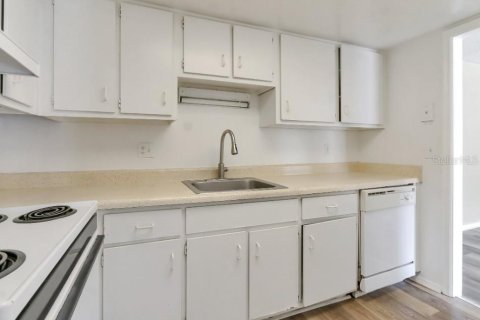 Copropriété à vendre à Maitland, Floride: 3 chambres, 132.66 m2 № 1901433 - photo 11