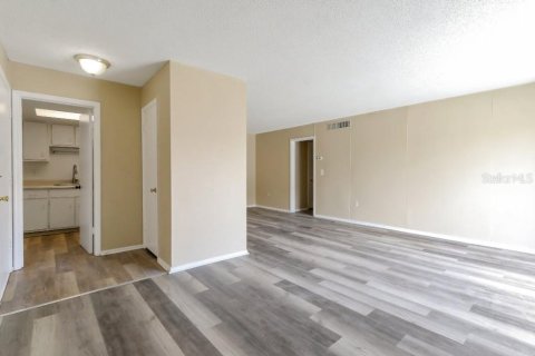 Copropriété à vendre à Maitland, Floride: 3 chambres, 132.66 m2 № 1901433 - photo 9