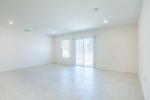 Villa ou maison à vendre à Port St. Lucie, Floride: 4 chambres, 190.64 m2 № 2439207 - photo 8