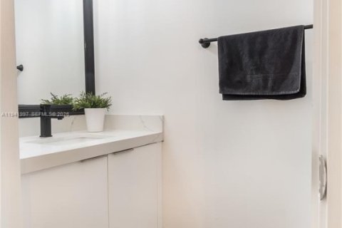 Adosado en venta en Weston, Florida, 3 dormitorios, 149.11 m2 № 2000685 - foto 22