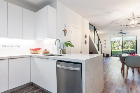 Adosado en venta en Weston, Florida, 3 dormitorios, 149.11 m2 № 2000685 - foto 14