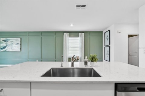 Casa en venta en San Antonio, Florida, 5 dormitorios, 221.94 m2 № 1870847 - foto 12