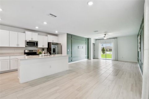 Casa en venta en San Antonio, Florida, 5 dormitorios, 221.94 m2 № 1870847 - foto 10
