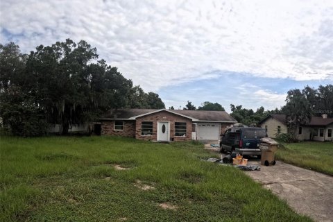 Villa ou maison à vendre à Fruitland Park, Floride: 3 chambres, 161.65 m2 № 2342362 - photo 6
