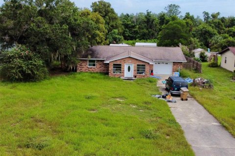 Villa ou maison à vendre à Fruitland Park, Floride: 3 chambres, 161.65 m2 № 2342362 - photo 7