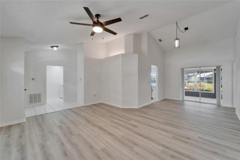 Casa en venta en Bradenton, Florida, 3 dormitorios, 155.98 m2 № 1796629 - foto 12