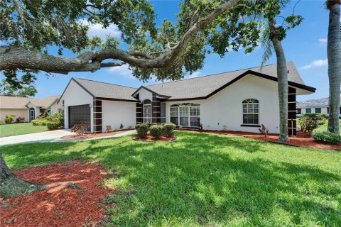 Casa en venta en Bradenton, Florida, 3 dormitorios, 155.98 m2 № 1796629 - foto 2