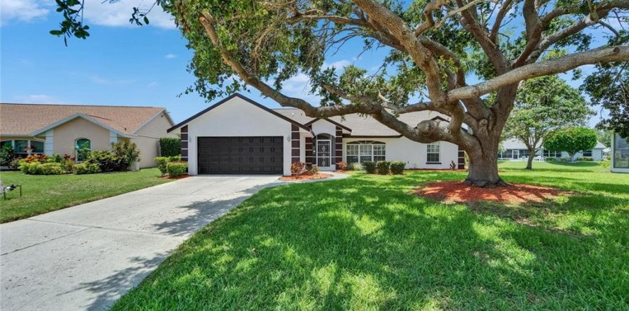Casa en Bradenton, Florida 3 dormitorios, 155.98 m2 № 1796629