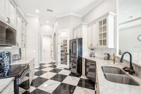 House in Port Charlotte, Florida 3 bedrooms, 183.3 sq.m. № 1842152 - photo 8