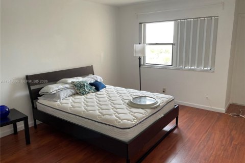 Купить кондоминиум в Уэстон, Флорида 2 спальни, 102.75м2, № 2008301 - фото 17