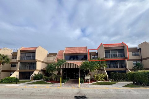 Купить кондоминиум в Уэстон, Флорида 2 спальни, 102.75м2, № 2008301 - фото 2