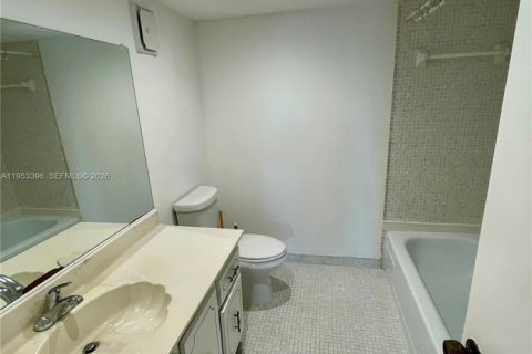 Купить кондоминиум в Уэстон, Флорида 2 спальни, 102.75м2, № 2008301 - фото 8