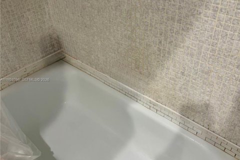 Купить кондоминиум в Уэстон, Флорида 2 спальни, 102.75м2, № 2008301 - фото 18