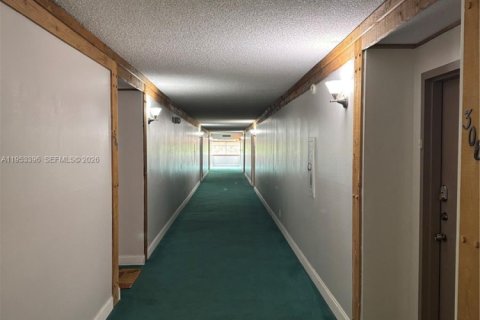 Купить кондоминиум в Уэстон, Флорида 2 спальни, 102.75м2, № 2008301 - фото 20