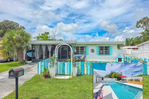 House in Edgewater, Florida 2 bedrooms, 79.71 sq.m. № 2290672