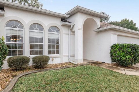 Villa ou maison à vendre à Ocala, Floride: 2 chambres, 157.66 m2 № 2137948 - photo 5