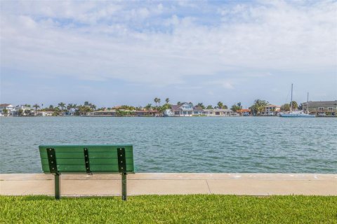 Copropriété à louer à Saint Pete Beach, Floride: 1 chambre, 78.32 m2 № 1900046 - photo 7