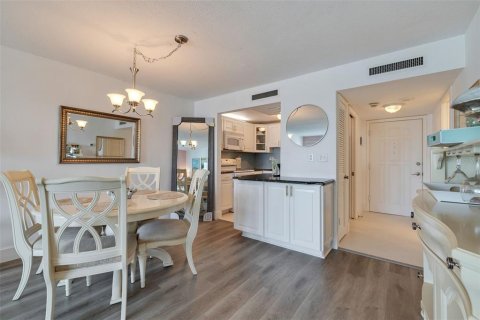 Copropriété à louer à Saint Pete Beach, Floride: 1 chambre, 78.32 m2 № 1900046 - photo 19