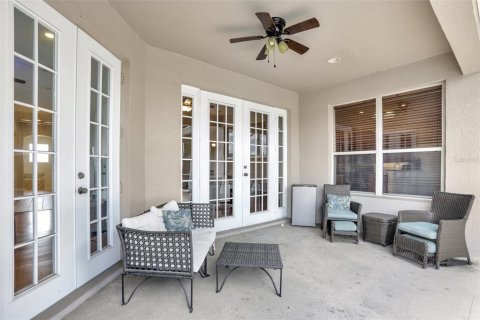 House in Orlando, Florida 5 bedrooms, 266.44 sq.m. № 1735337 - photo 27