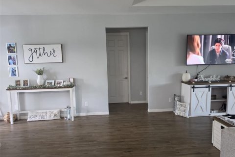 Villa ou maison à vendre à Cape Coral, Floride: 4 chambres, 170.01 m2 № 2425518 - photo 18