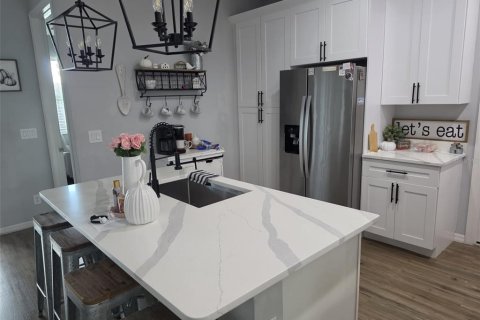Villa ou maison à vendre à Cape Coral, Floride: 4 chambres, 170.01 m2 № 2425518 - photo 21