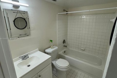 Снять в аренду кондоминиум в Майами, Флорида 2 спальни, № 1998834 - фото 10